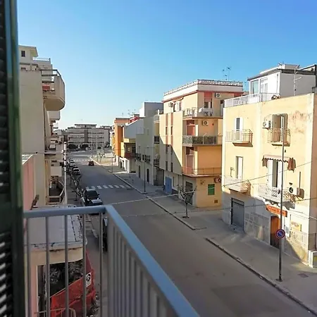 Couette-café Flamingo 4*